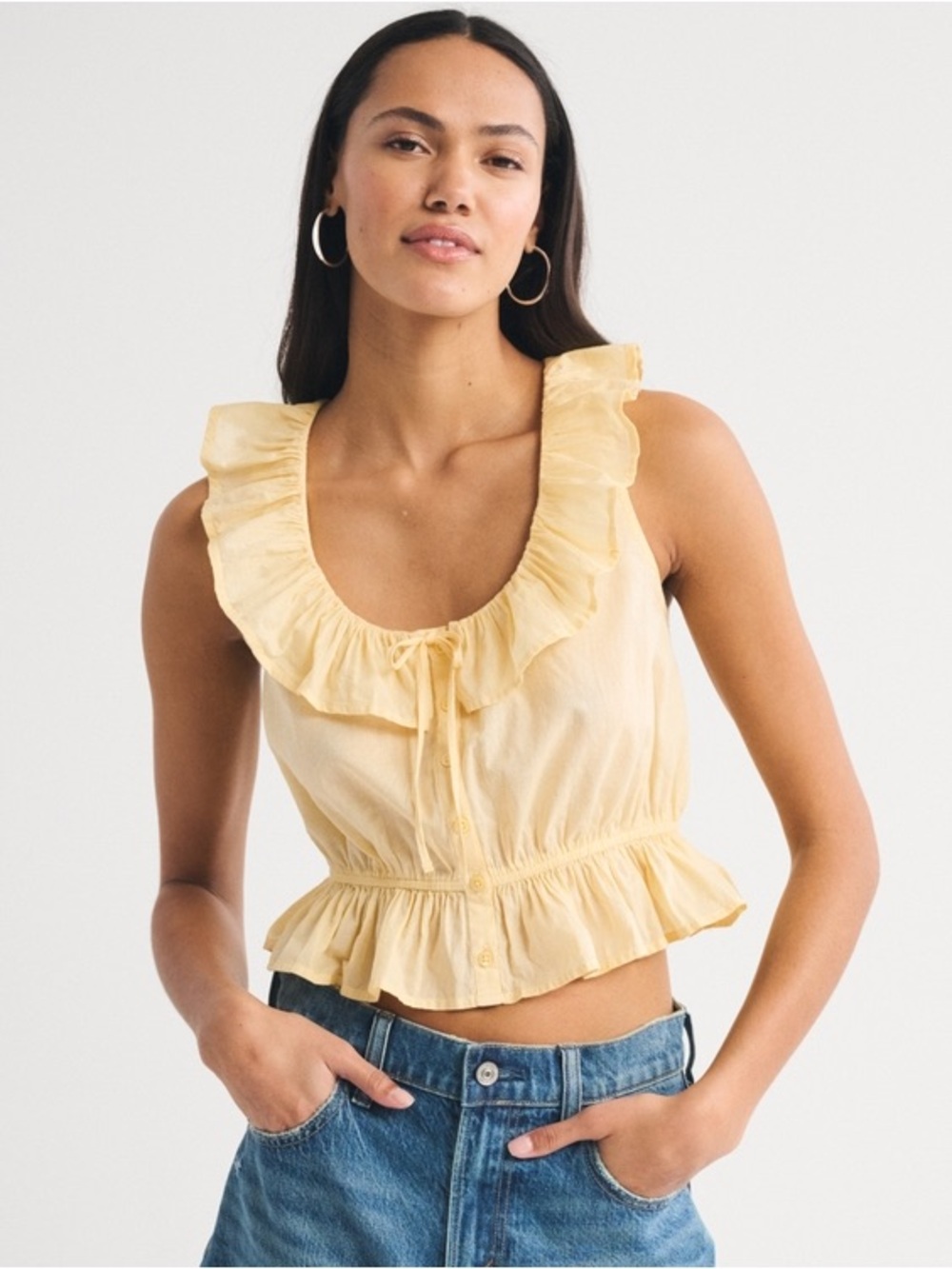 NWT Abercrombie & Fitch M Ruffle Scoop-Neck Sleeveless Top — Pale Yellow